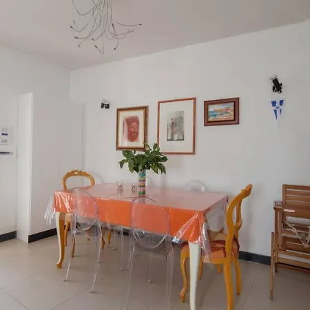 House On The Italian Riviera Nyaraló